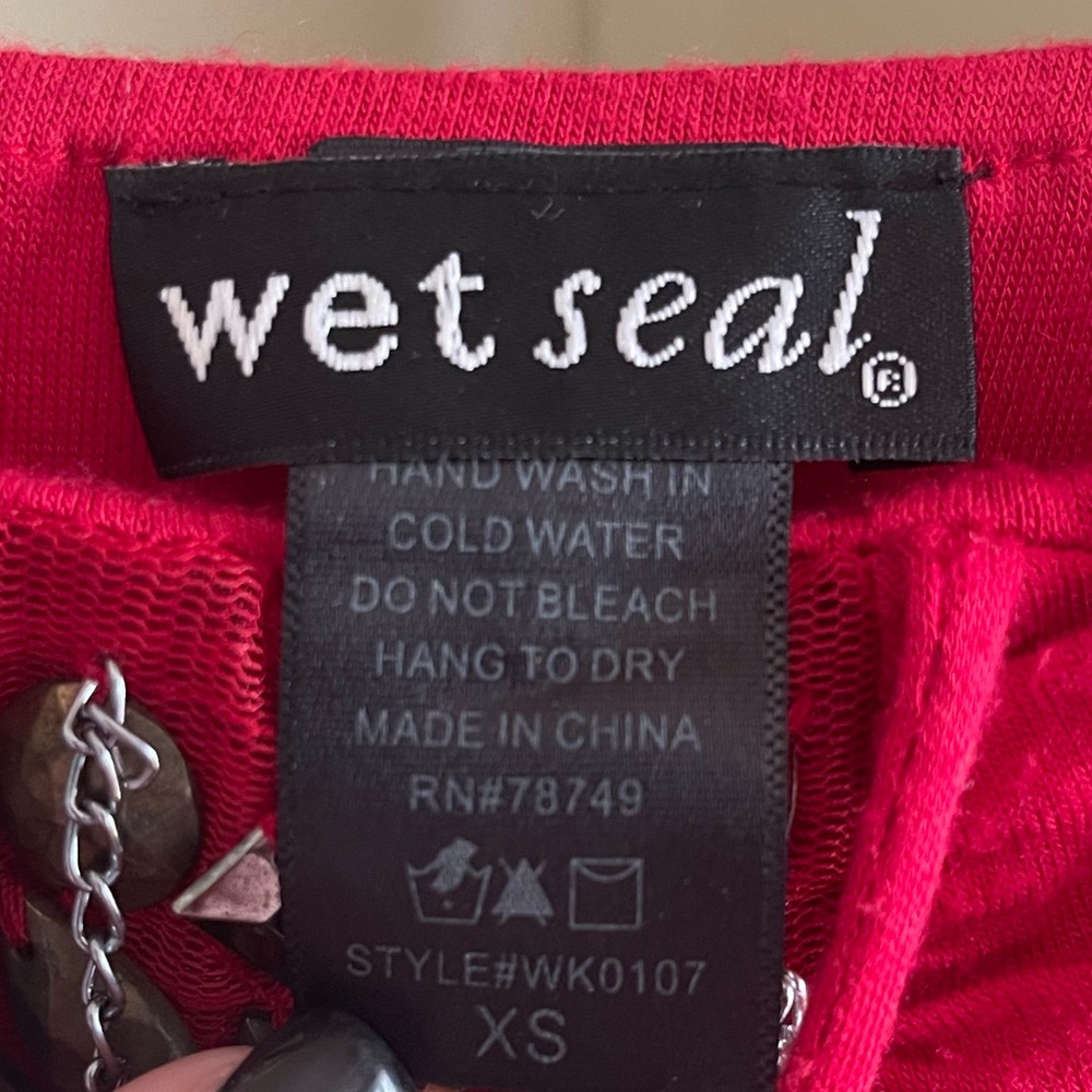 Jeweled Red Top - Picture 3 of 3